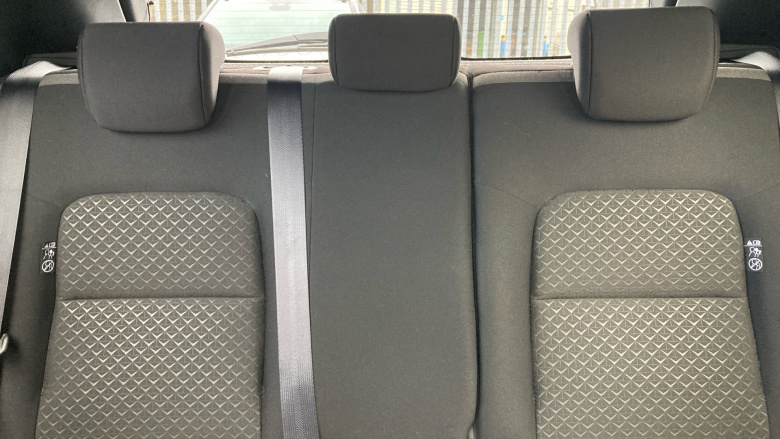 Nissan Juke 1.0 DiG-T 114 N-Connecta 5dr DCT Petrol Hatchback